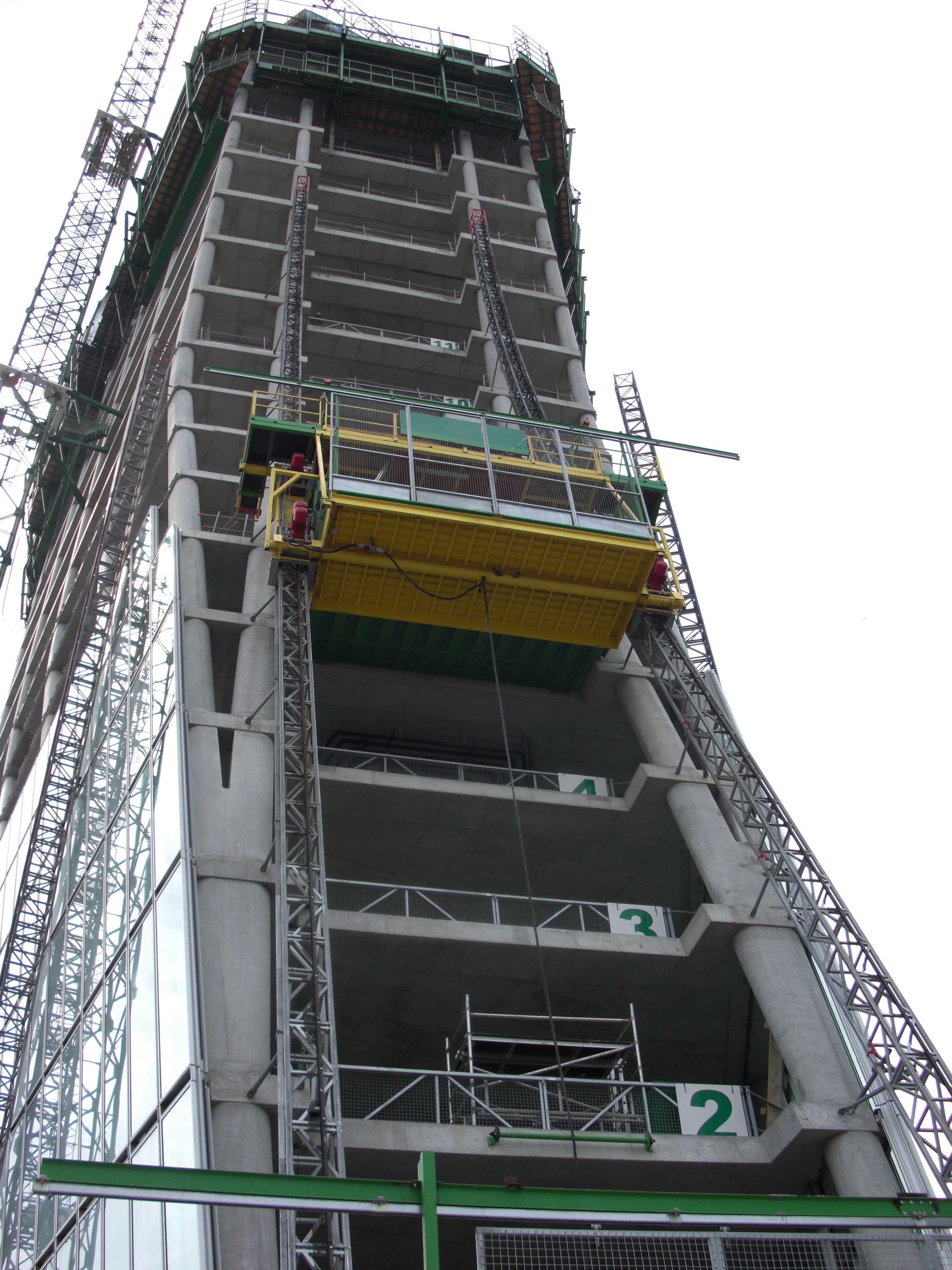 CMA-CGM Tower - 147 m